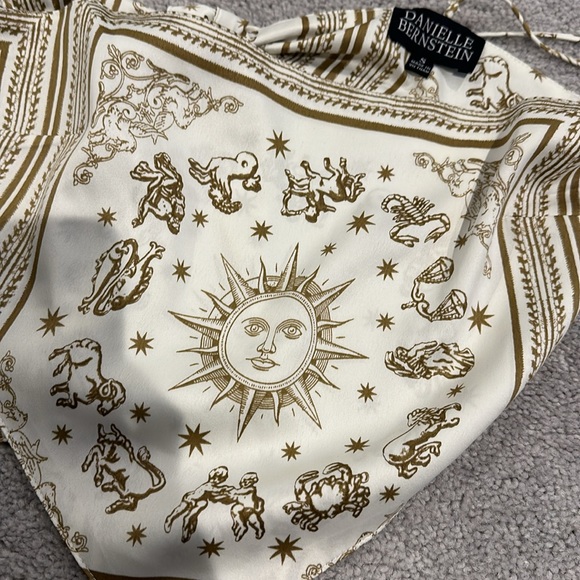 DANIELLE BERNSTEIN BANDANA TOP - Picture 7 of 7